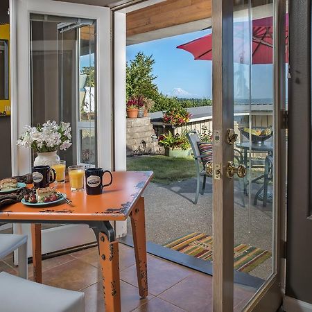 Three Tree Point Bed And Breakfast Burien ภายนอก รูปภาพ
